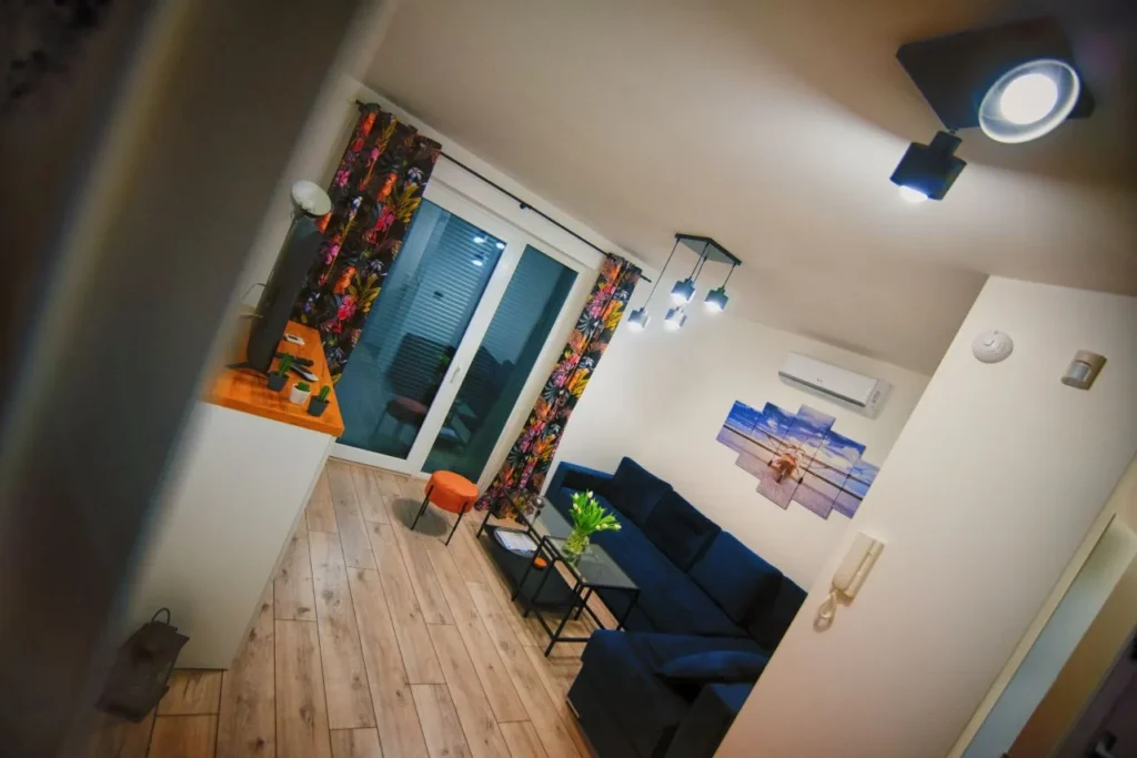 Blue Sky Zator apartament 8 salon kanapa