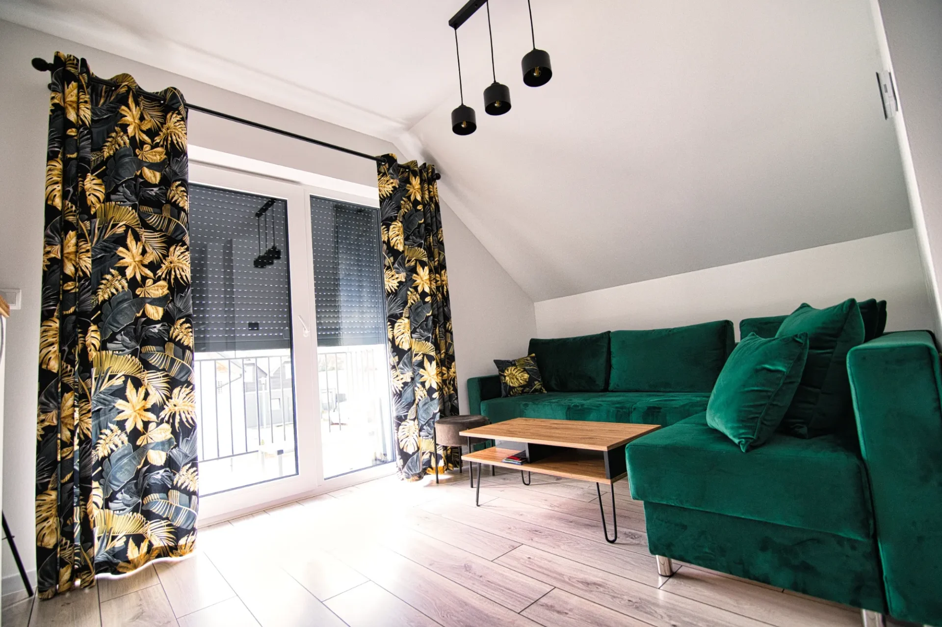 Wnętrze apartamentów Blue Sky w Zatorze (74)